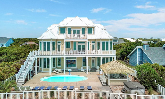 Emerald Isle House | 11 Bedroom Ocean front Sand Castle Estate