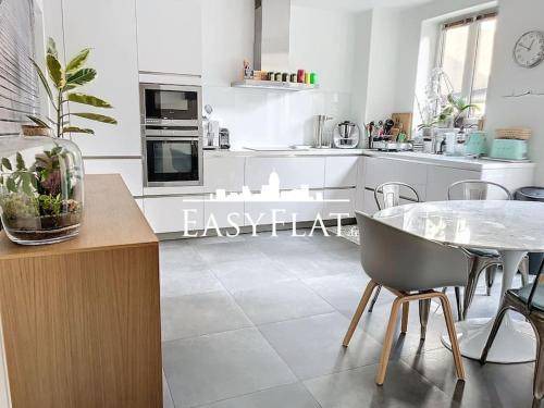 Epinettes Apartment | 110 m² Apartment ∙ 3 bedrooms ∙ 5 guests