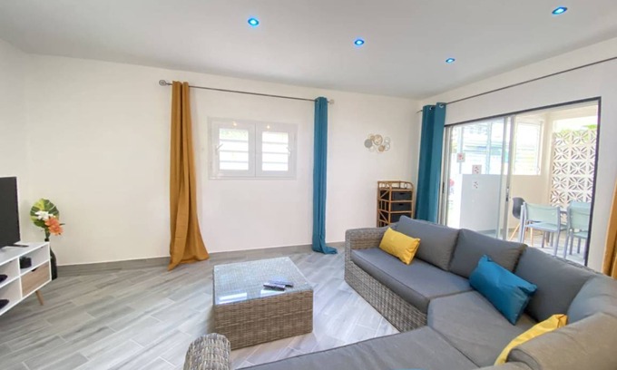 Le Carbet Villa | 110 m² Villa ∙ 3 bedrooms ∙ 6 guests