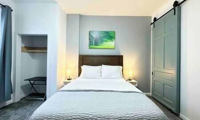 Dubuque Apartment | 1103#203/Downtown Oasis: En-Suite Master