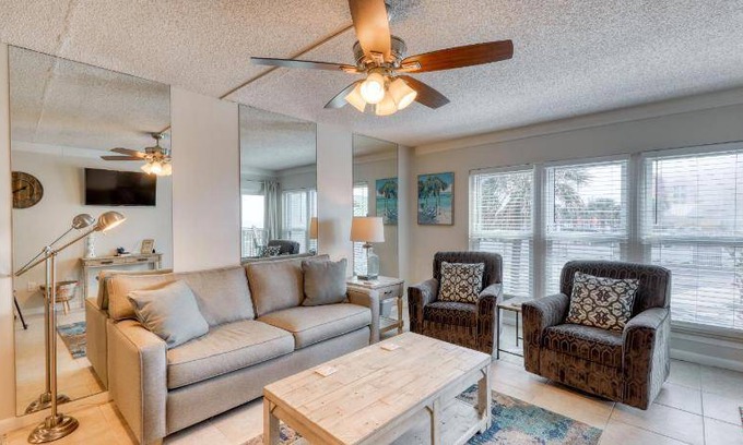 Fort Walton Beach Apartment | 111 m² Apartment ∙ 2 bedrooms ∙ 6 guests