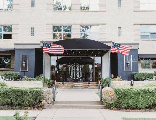 Bartlesville Hotel | 111 m² Hotel ∙ 2 bedrooms ∙ 4 guests