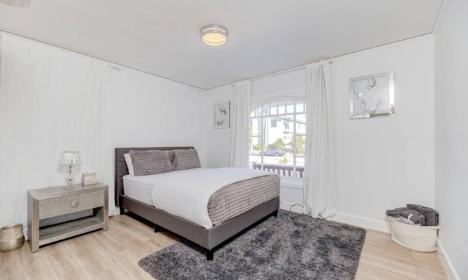South Redondo House | 111 m² House ∙ 2 bedrooms ∙ 6 guests