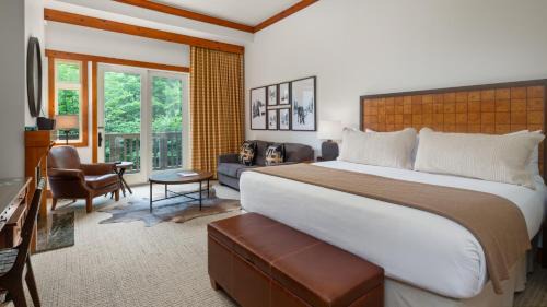 Stowe Area Resort | 1117 Lodge At Spruce Peak Ski In Ski In Ski Out King Studio By Stowe Mountain Rentals