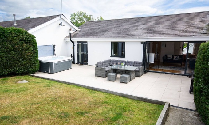 Abersoch Apartment | 113 Cae Du, Abersoch