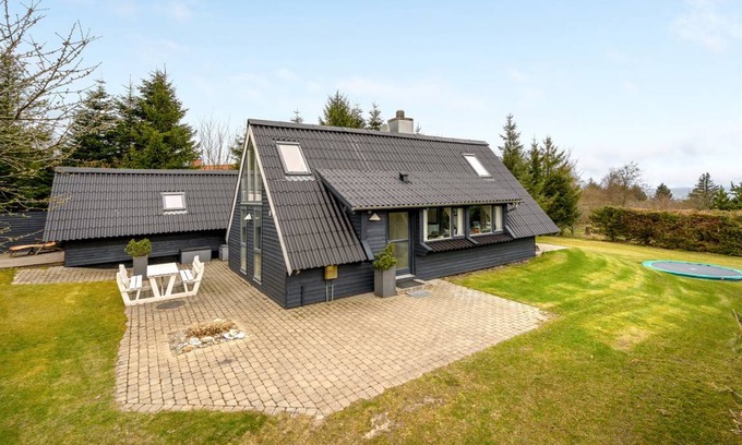 Fur House | 113 m² House ∙ 3 bedrooms ∙ 6 guests