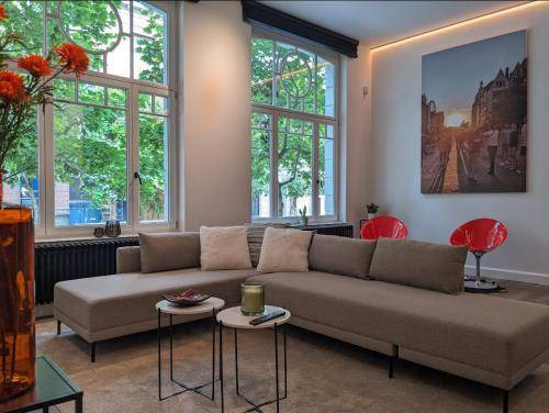 South Antwerp Apartment | 115 m² Apartment ∙ 2 bedrooms ∙ 6 guests