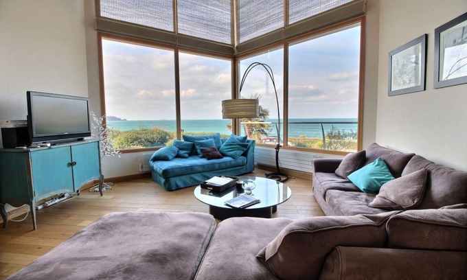 Louannec House | 115 m² Gîte ∙ 3 bedrooms ∙ 6 guests
