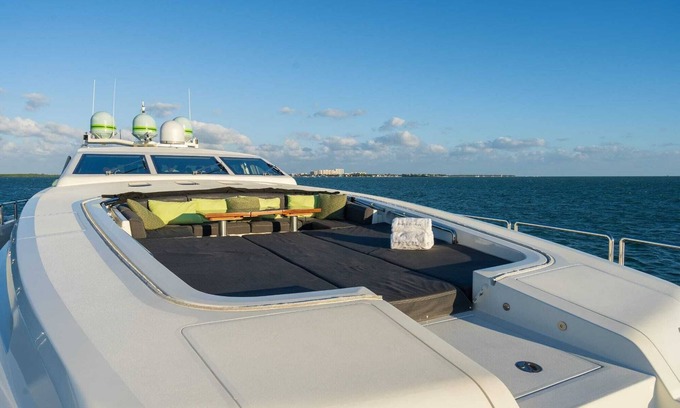 Seybold Boat Rental | 115' Super Yacht