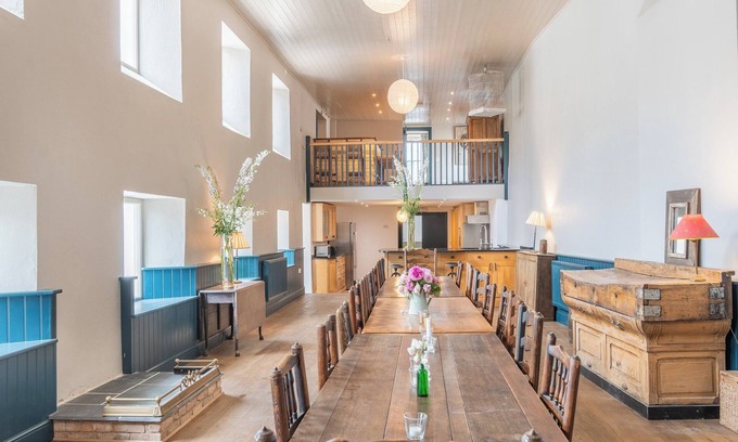 Pembroke Cottage | 12 bedroom accommodation in Pembroke