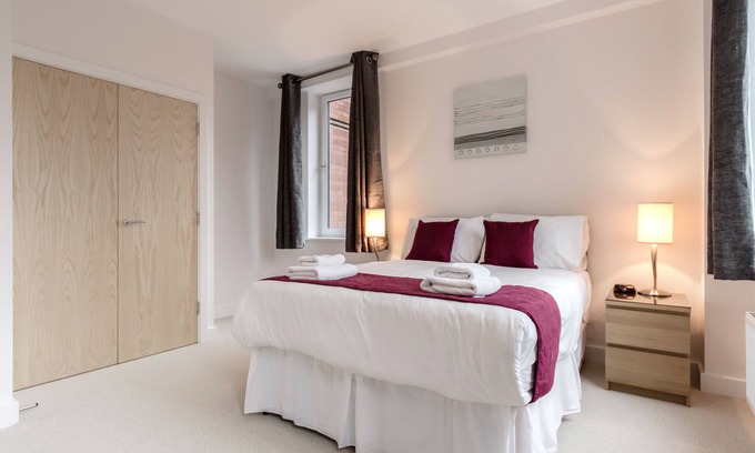 Sutton Central Apartment | 12 Nouvelle House - 1 bedroom apartment