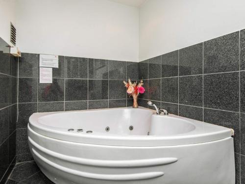 Lyngsbæk Strand House | 12 person holiday home in Ebeltoft-By Traum