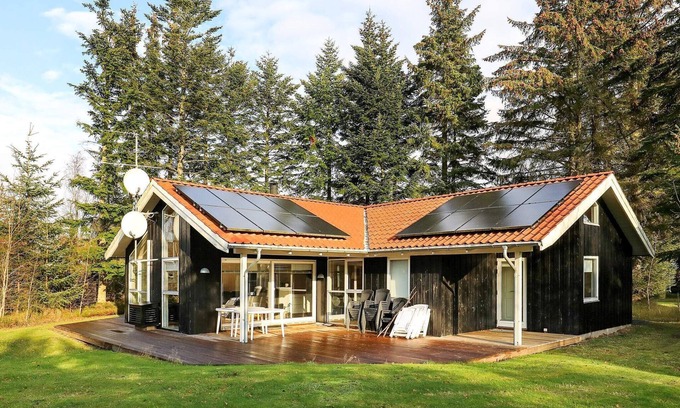 Hou House | 12 person holiday home in Hals-By Traum