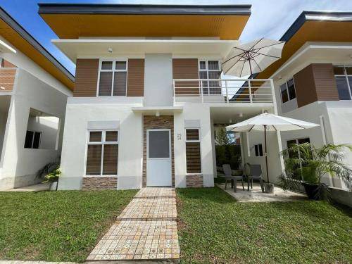 Cagayan de Oro Apartment | 120 m² Apartment ∙ 4 bedrooms ∙ 8 guests