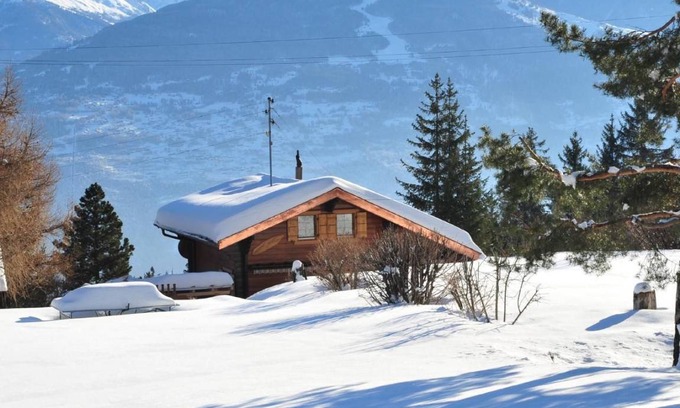 Chandolin-près-Savièse House | 125 m² House ∙ 3 bedrooms ∙ 6 guests