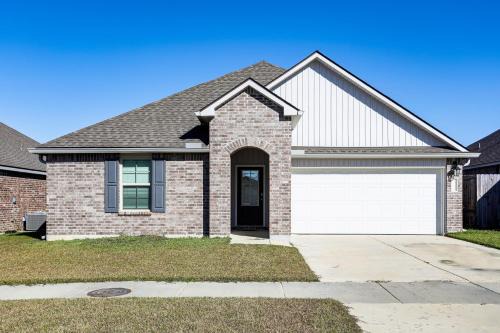 Zachary House | 13 Mi to Baton Rouge Family-Friendly Home