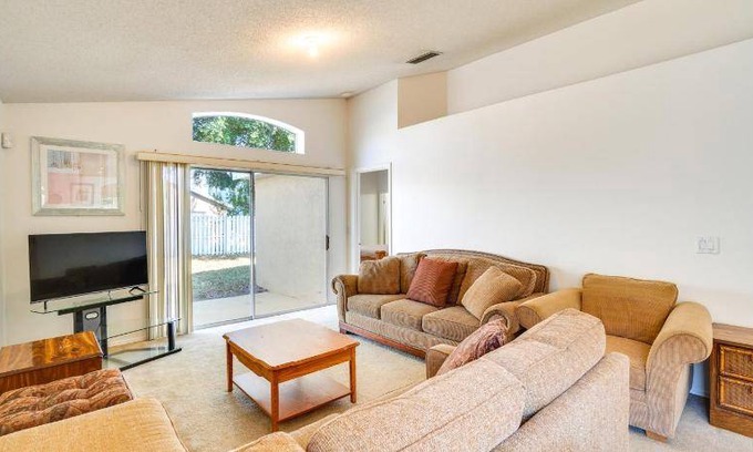 Meadow Woods House | 130 m² House ∙ 3 bedrooms ∙ 6 guests