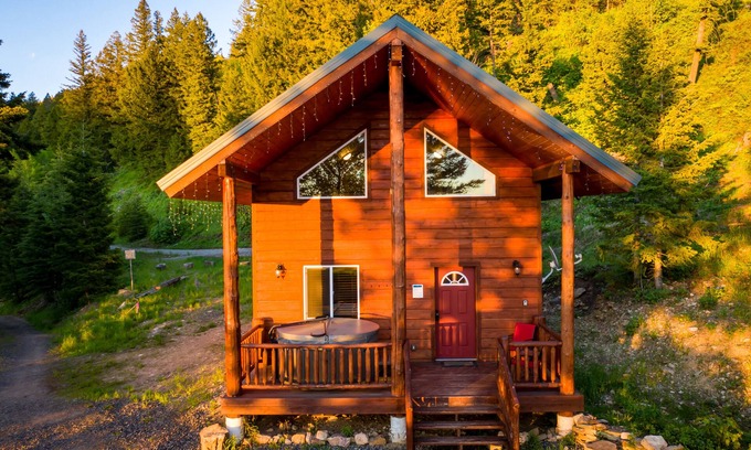 Island Park Cabin | 14 miles to Yellowstone entrance. Private HOT TUB.