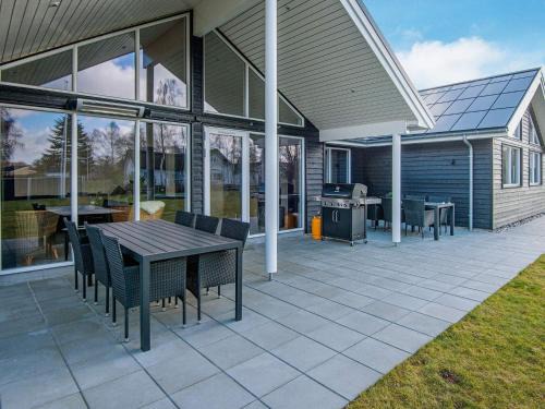 Juelsminde House | 14 person holiday home in Juelsminde