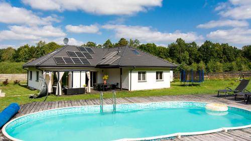 Przywidz Villa | 140 m² Villa ∙ 4 bedrooms ∙ 15 guests
