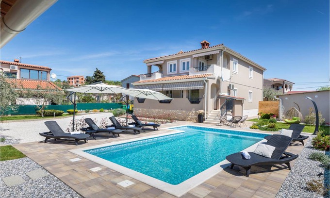 Pula Apartment | 145 m² Apartment ∙ 3 bedrooms ∙ 6 guests
