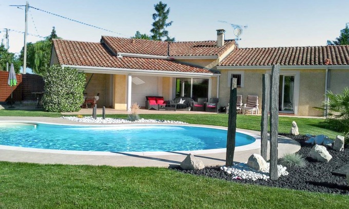 Paulhac Villa | 145 m² Villa ∙ 4 bedrooms ∙ 8 guests