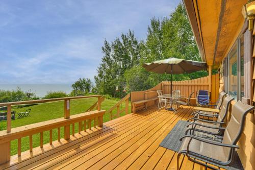 Palmers Apartment | 15 Mi to Duluth Lake Superior Beachfront Home!