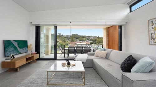Terrigal House | #15 The Ash Apartments Close To Beach Accom Holidays