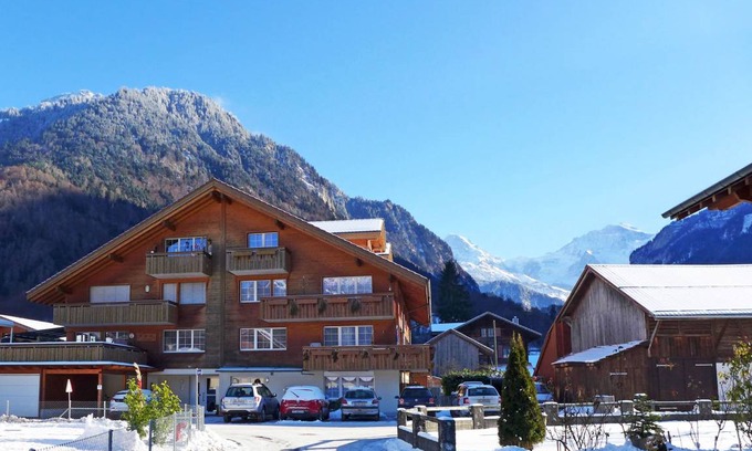 Wilderswil Apartment | 150 m² Apartment ∙ 1 bedroom ∙ 6 guests
