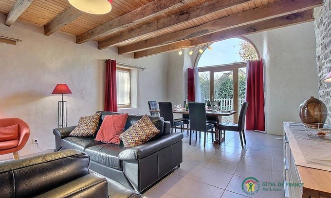Locoal-Mendon House | 150 m² Gîte ∙ 3 bedrooms ∙ 6 guests