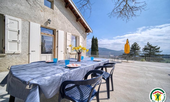 Plan-de-Baix House | 150 m² Gîte ∙ 3 bedrooms ∙ 6 guests