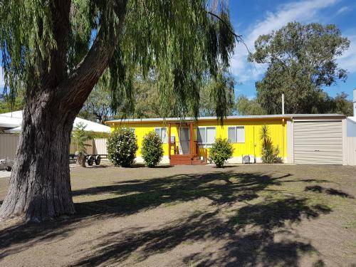 Ravenswood House | 150 m² House ∙ 3 bedrooms ∙ 6 guests