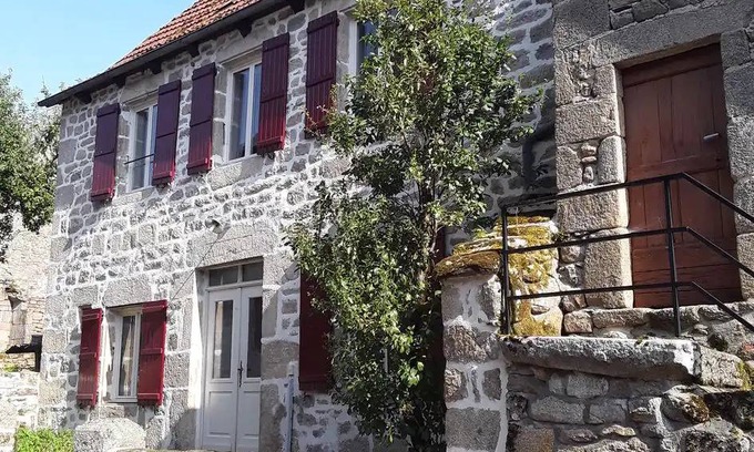 Hautefage House | 150 m² House ∙ 3 bedrooms ∙ 6 guests