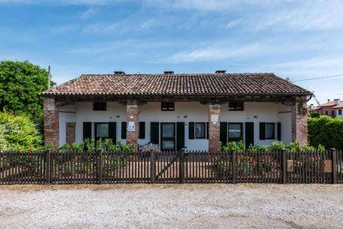 San Pietro Viminario House | 150 m² House ∙ 4 bedrooms ∙ 9 guests