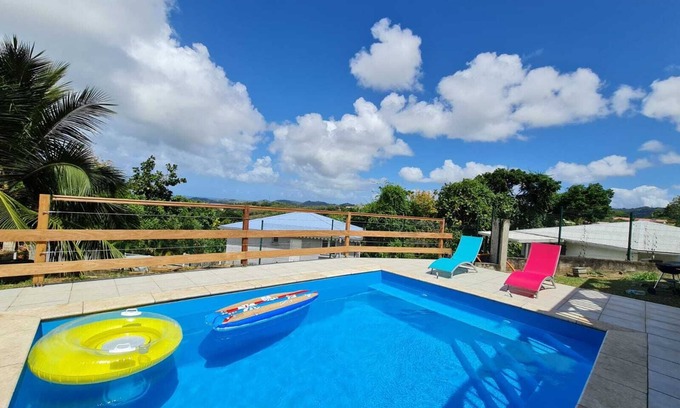 Tartane House | 150m2 architect villa with sea view