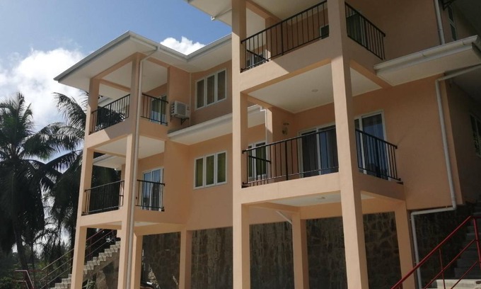 Anse aux Pins Apartment | 152 m² Apartment ∙ 2 bedrooms ∙ 4 guests