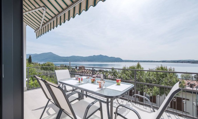 Predore Villa | 152 m² Villa ∙ 3 bedrooms ∙ 8 guests