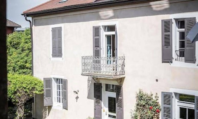 Annecy Old Town House | 155 m² House ∙ 5 bedrooms ∙ 10 guests