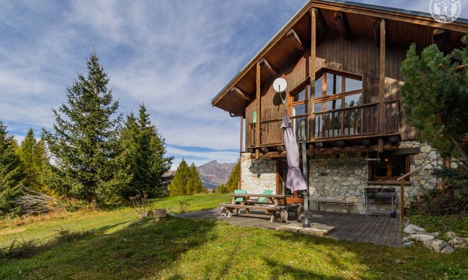 Landry House | 160 m² Gîte ∙ 5 bedrooms ∙ 12 guests