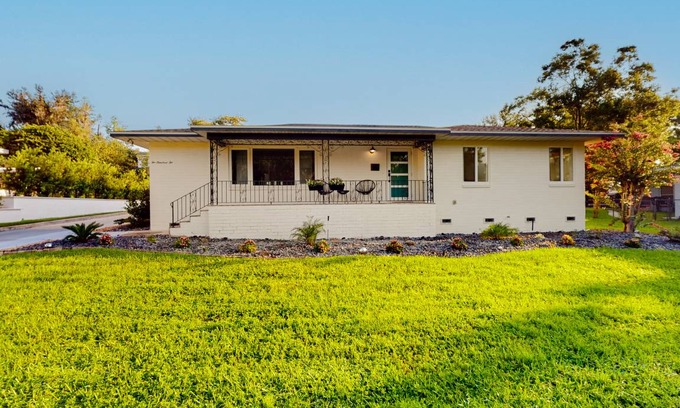 Lakeland House | 165 m² House ∙ 2 bedrooms ∙ 6 guests