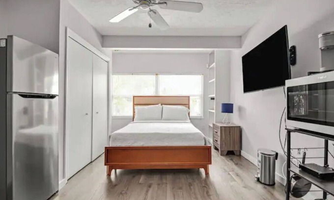 Old Southeast Apartment | 166 Unit B-Fanta Sea Studio by Coastal Cottages