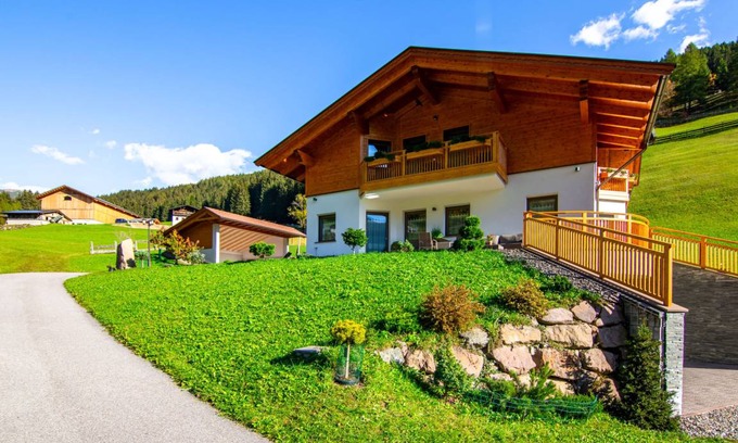 Sarentino House | 169 m² House ∙ 1 bedroom ∙ 14 guests