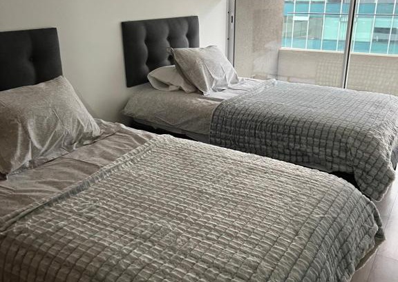 Vitacura Apartment | 18 ,Costado Clinica las Condes, 5 personas