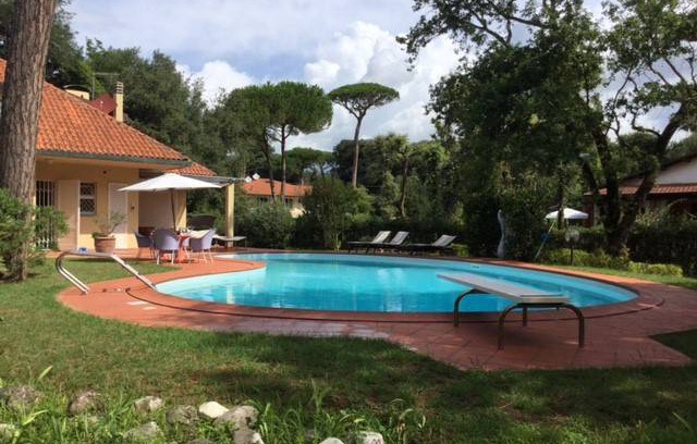 Marina di Pietrasanta Resort | 180 m² Luxury rental ∙ 5 bedrooms ∙ 8 guests