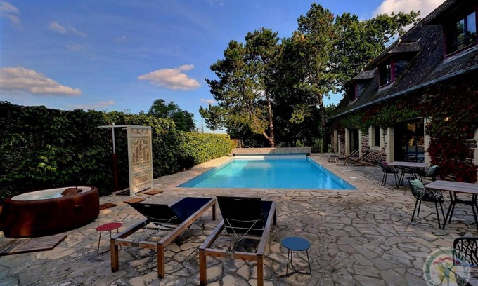 Bruz House | 180 m² Gîte ∙ 3 bedrooms ∙ 6 guests