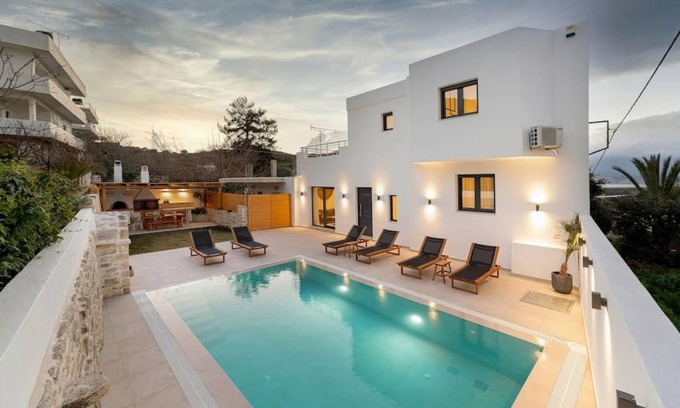 Kamilari Villa | 180 m² Villa ∙ 4 bedrooms ∙ 8 guests
