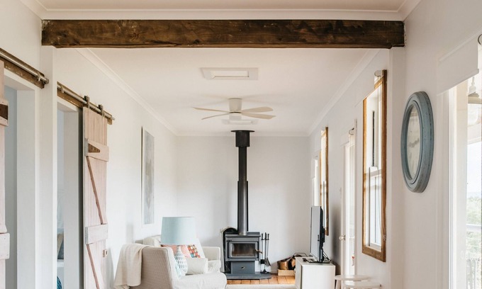 Parkesbourne House | 1830's Kippilaw-Renovated Shearers Quarters