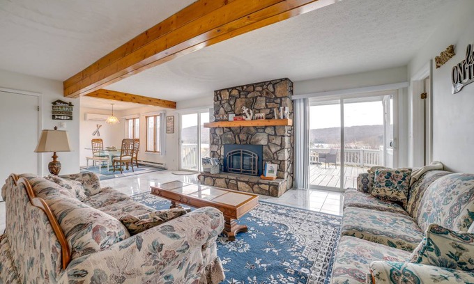 Alpine Lake House | 186 m² House ∙ 3 bedrooms ∙ 10 guests