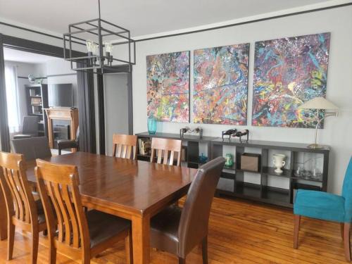 Hamilton House | 1895 meets 2023 Townhouse.