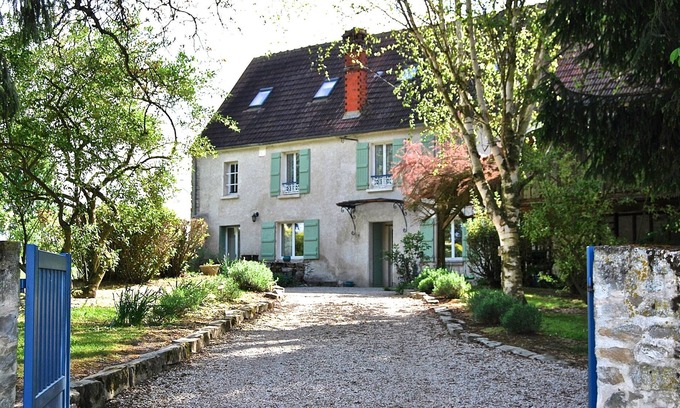 Priez House | 18th Century property 1h from Paris